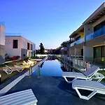 Hotel A'la Grand