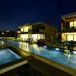 Hotel A'la Grand