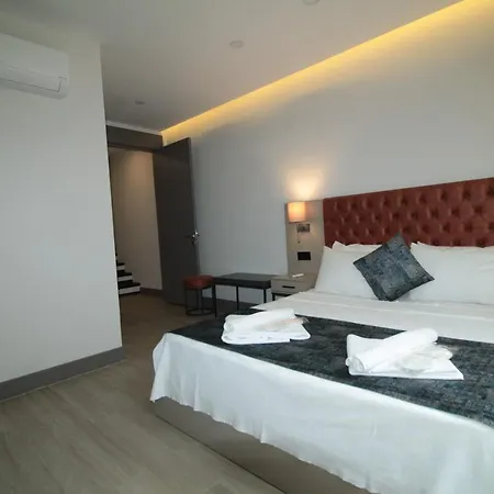 A'la Grand ホテル *