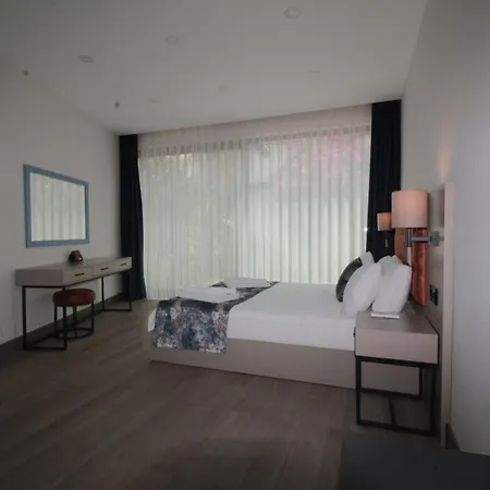 A'la Grand ホテル *