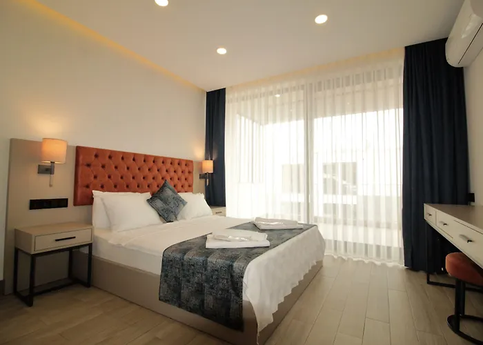 A'la Grand Αλικαρνασσός